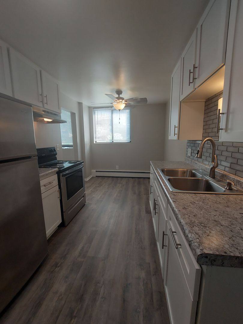 Apartment for rent at 1365 N Eustis St, Saint Paul, MN 55108