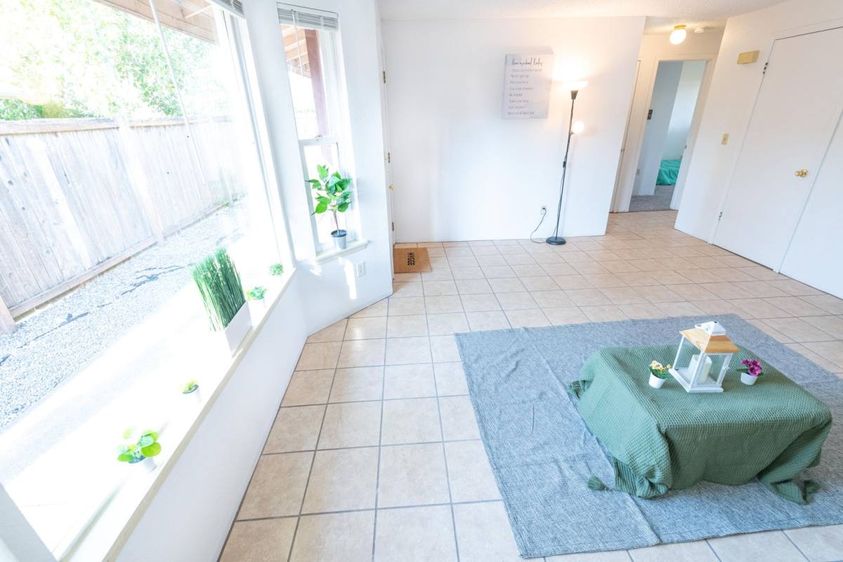 Apartment for rent at 6905 & 6909 S Madison St, Tacoma, WA 98409