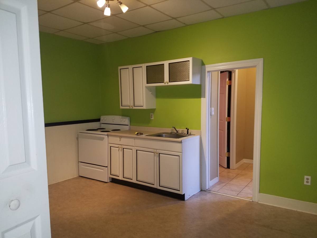 Apartment for rent at 511 W Market St, York, PA 17401