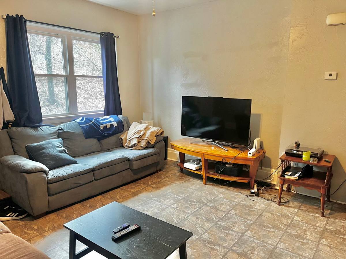 House for rent at 1321 Breed St, Pittsburgh, PA 15203