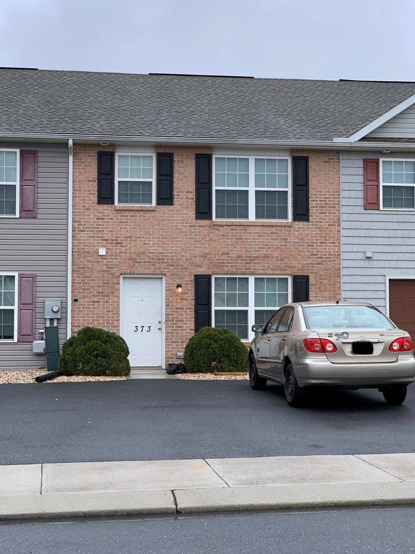 Apartment for rent at 371-385 Lantern Lane, Chambersburg, PA 17201