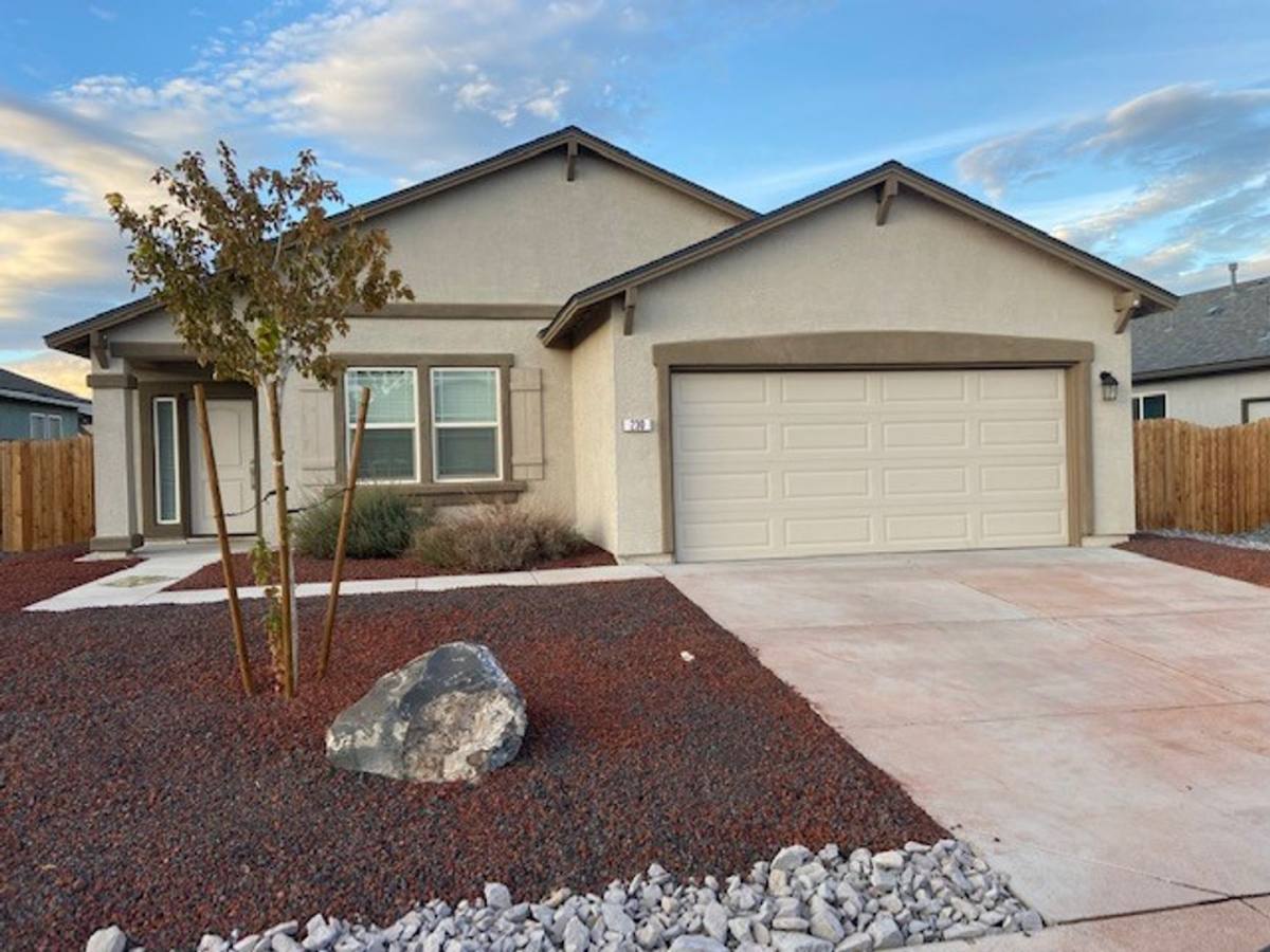 House for rent at 230 Red Oak Dr, Fernley, NV 89408