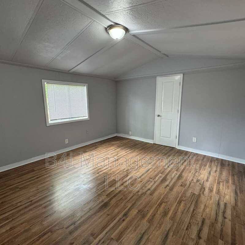 House for rent at 298 Wares Cross Rd, Lagrange, GA 30240