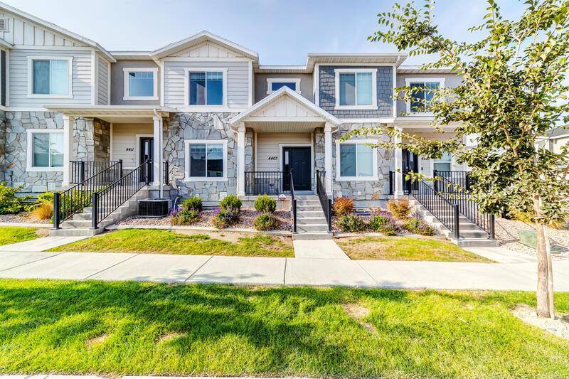 Townhouse for rent at 4459 W Glendon Dr, Lehi, UT 84043
