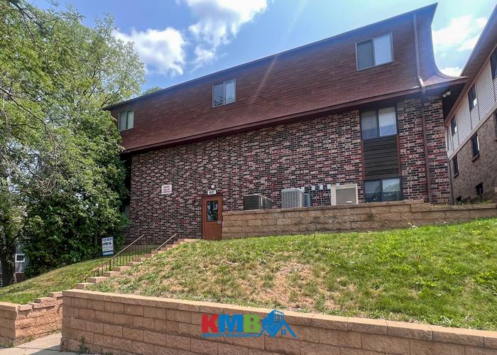 House for rent at 418 S Van Buren St, Iowa City, IA 52240