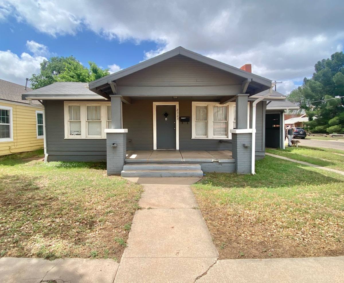 Apartment for rent at 2323 15th St, Lubbock, TX 79401