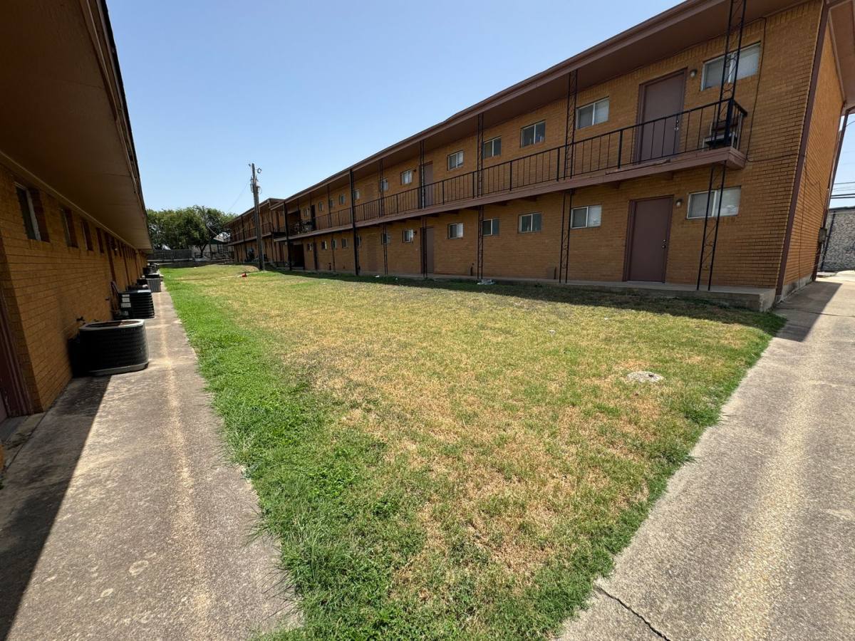 Apartment for rent at 808 Safady St, Killeen, TX 76541