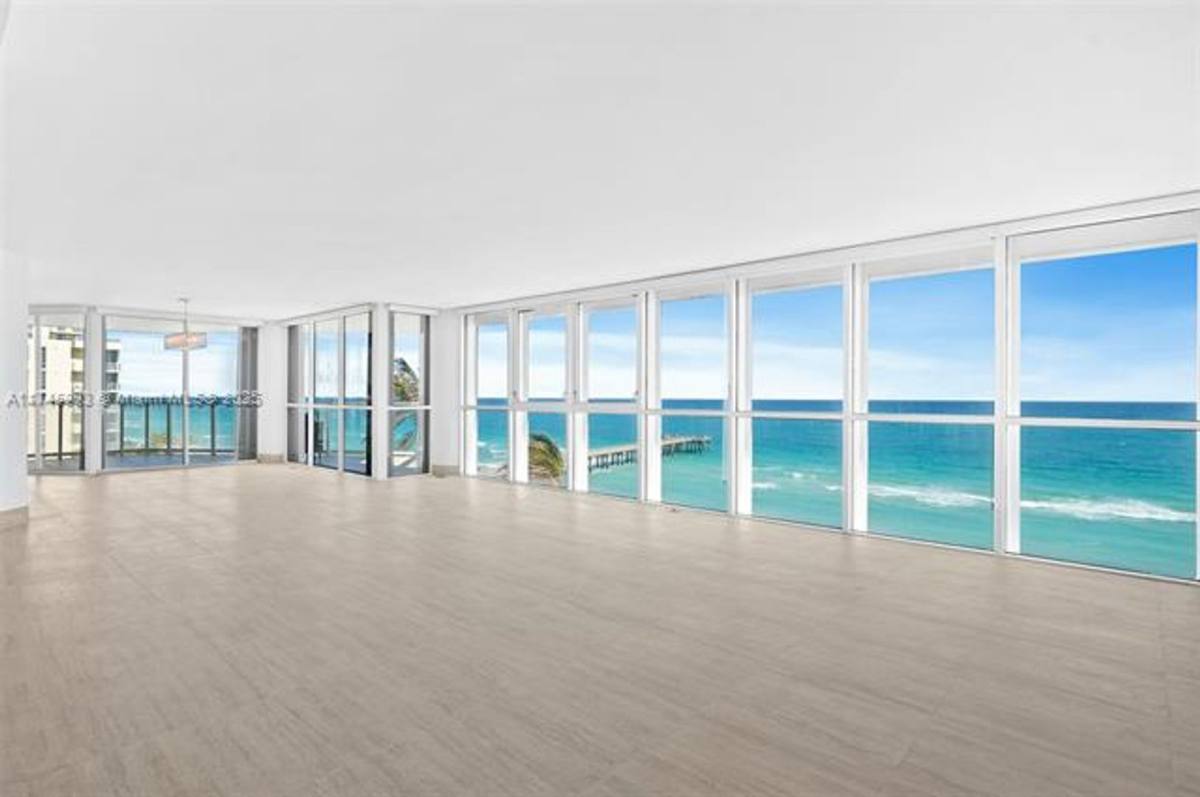 Apartment for rent at 16485 Collins Ave Appt #736, North Miami Beach, FL 33160