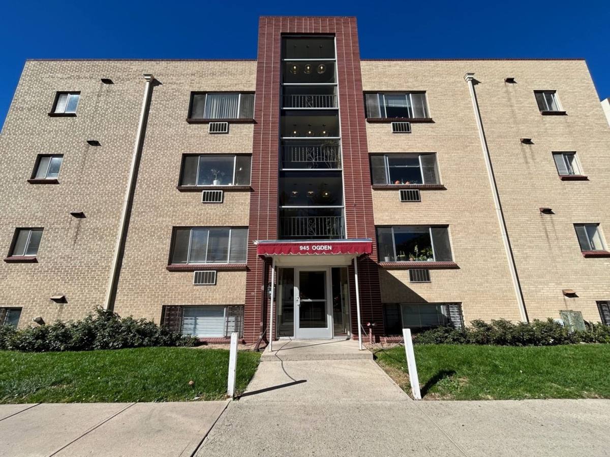 Apartment for rent at 945 N Ogden St, Denver, CO 80218