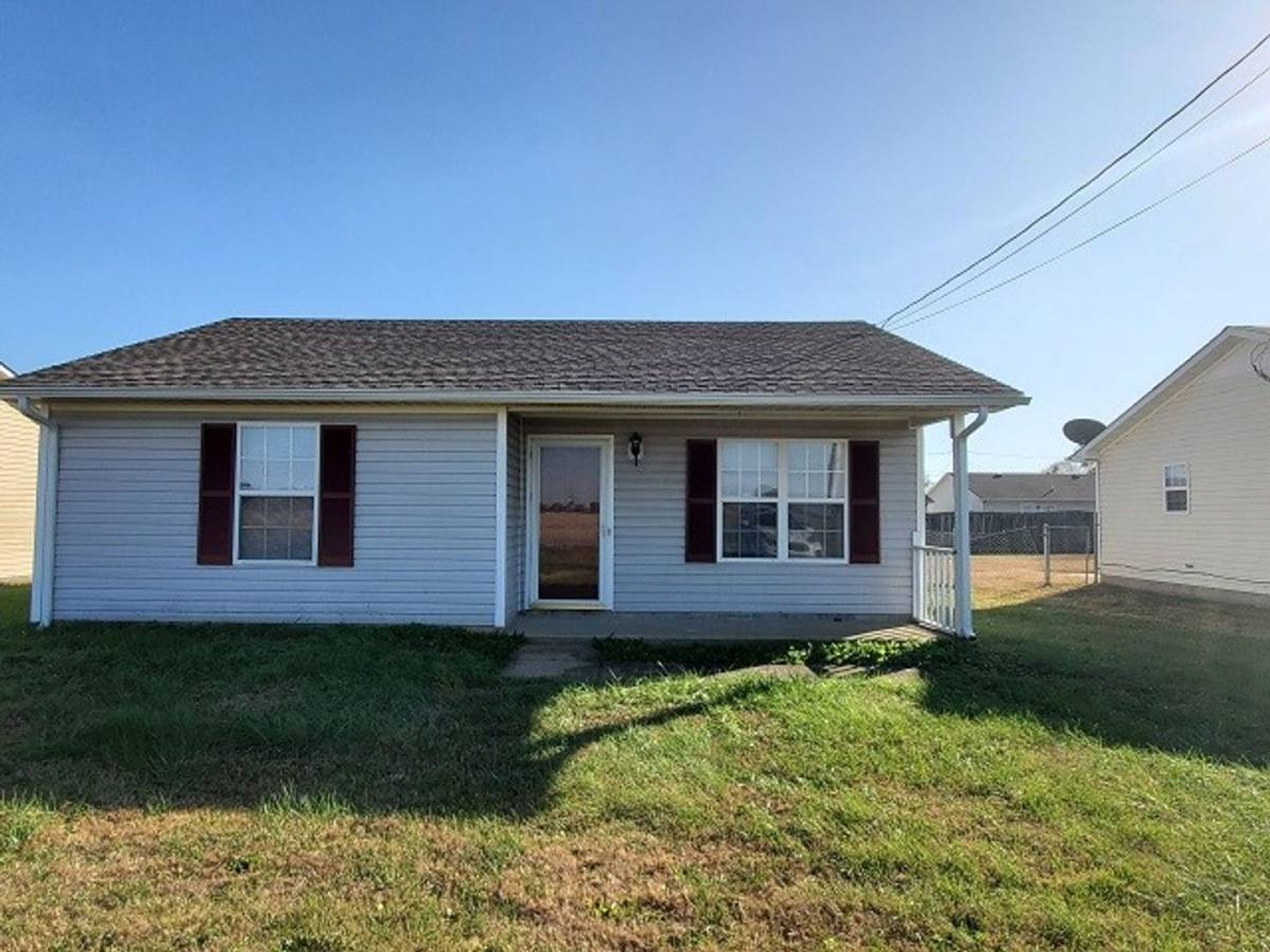 Apartment for rent at 951 Stateline Rd, Oak Grove, KY 42262