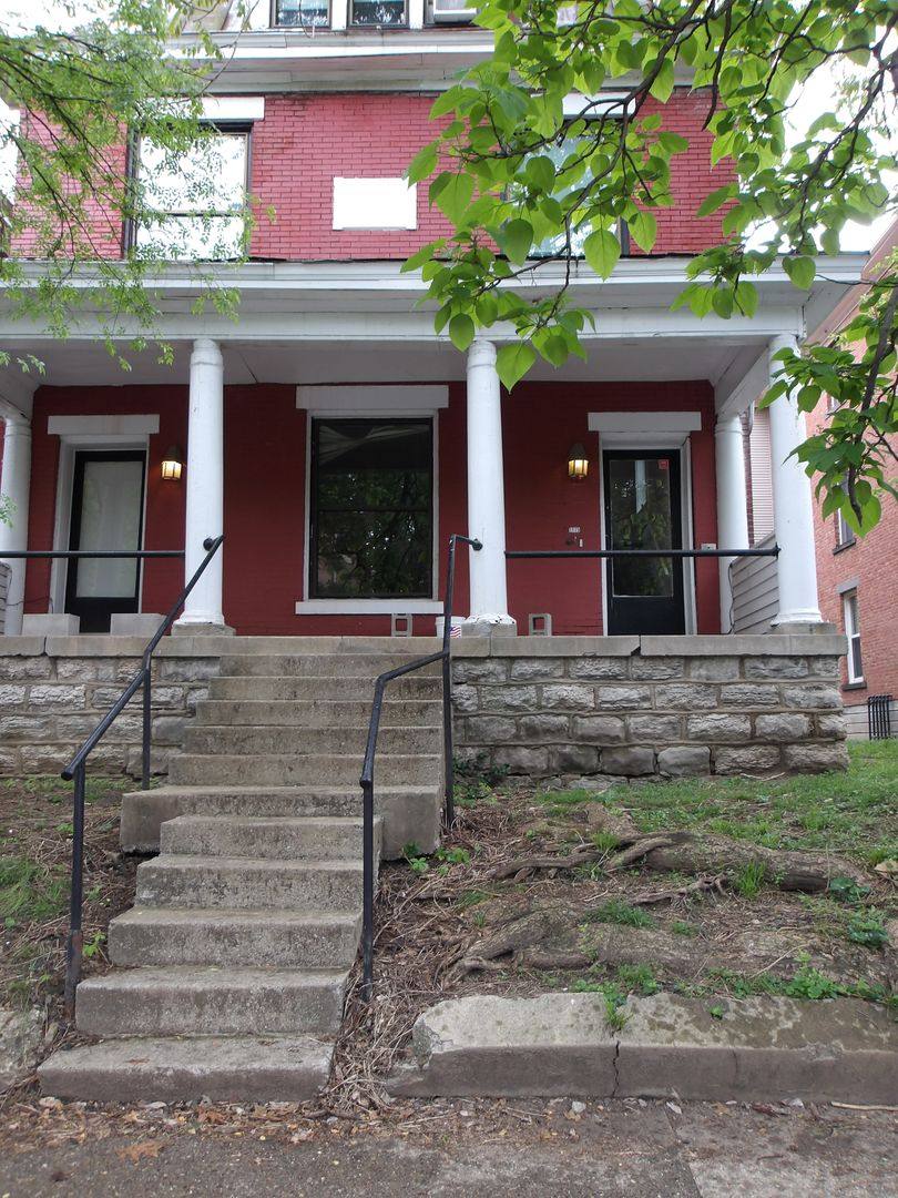 Apartment for rent at 1115 S 1st St, Louisville, KY 40203