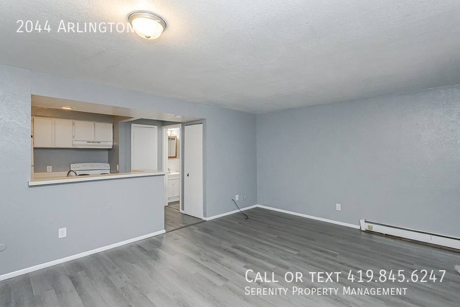 Apartment for rent at 2044 Arlington #5, Toledo, OH 43606