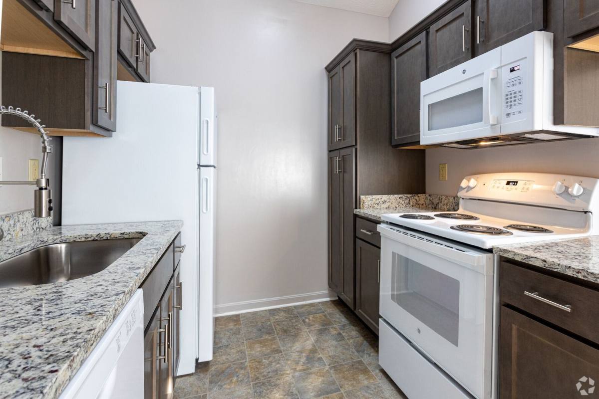 Apartment for rent at 11803 Duane Point Circle, Louisville, KY 40243