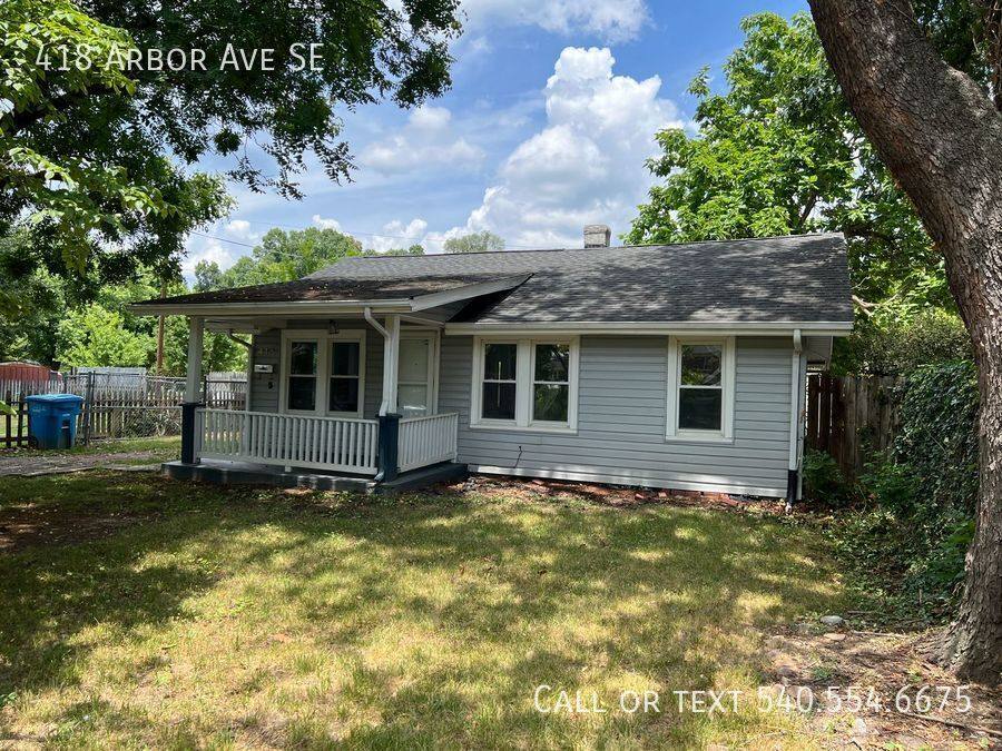House for rent at 418 Arbor Ave SE, Roanoke, VA 24014
