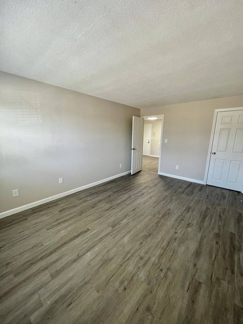 Apartment for rent at 90 Ridgewood Lane, Gardner, MA 01440