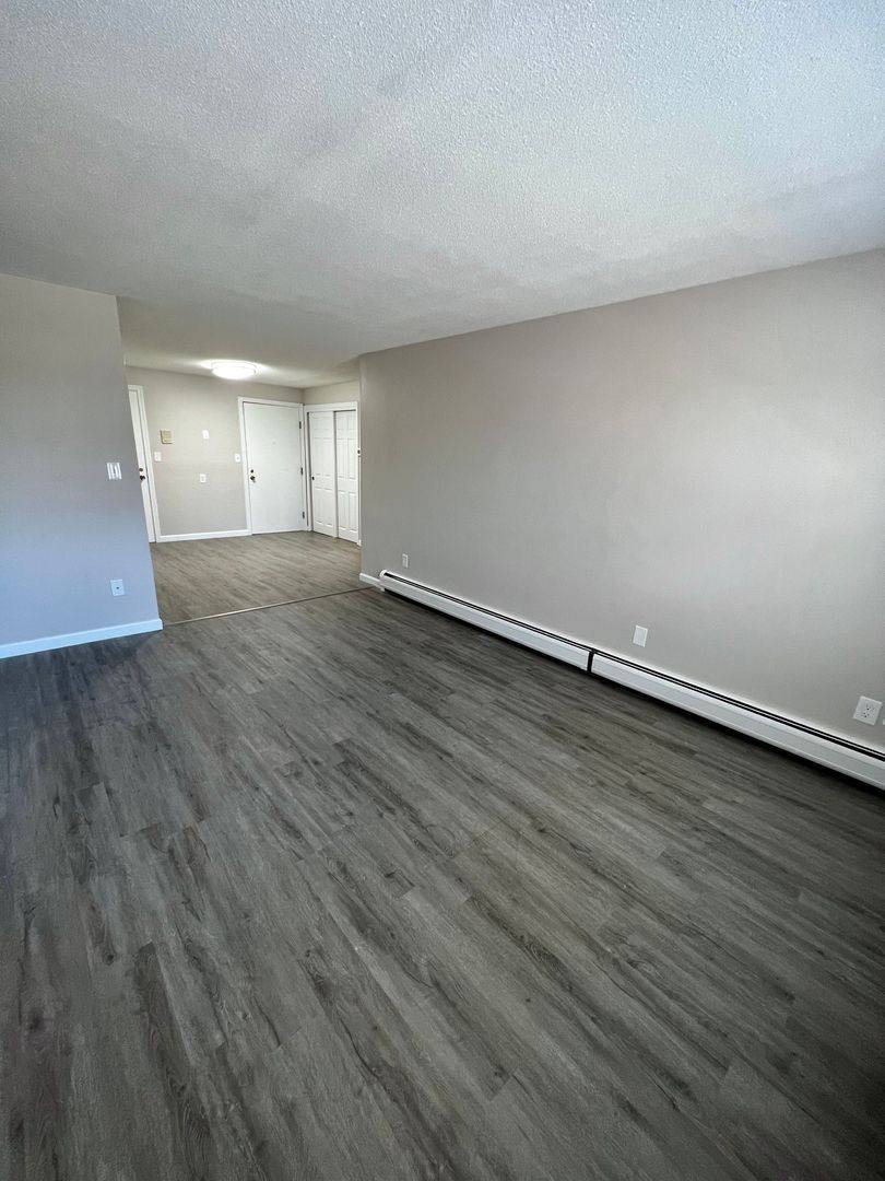 Apartment for rent at 90 Ridgewood Lane, Gardner, MA 01440