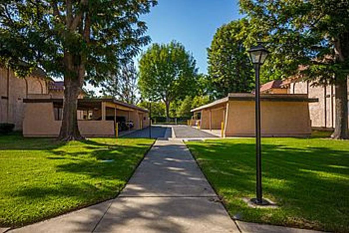 Apartment for rent at 2132 Blossom Lane, La Verne, CA 91750