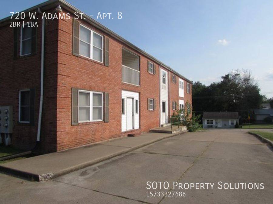 Apartment for rent at 720 W Adams St #8, Jackson, MO 63755