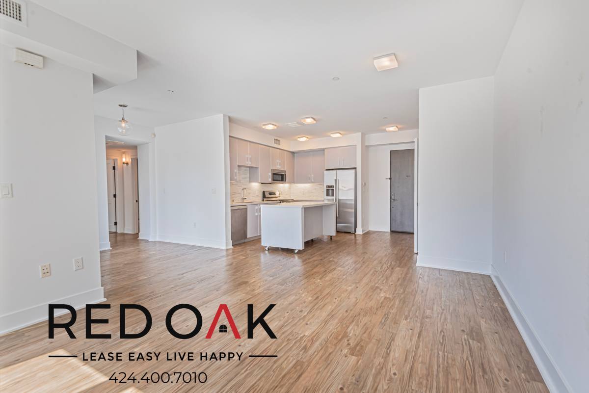 Condo for rent at 1168 S Barrington Ave #201, Los Angeles, CA 90049