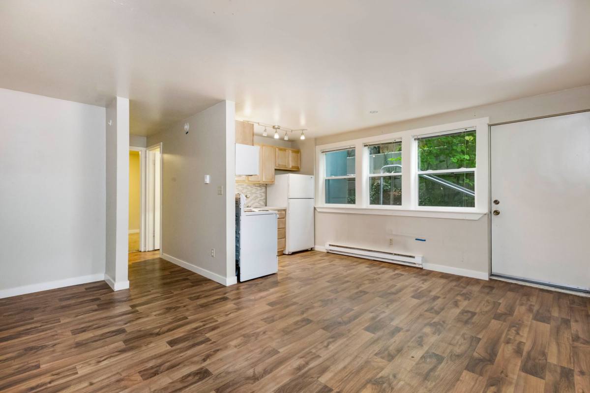Apartment for rent at 1613 Summit Ave, Seattle, WA 98122