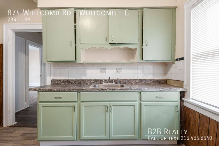 Apartment for rent at 874 Whitcomb Rd #C, Cleveland, OH 44110