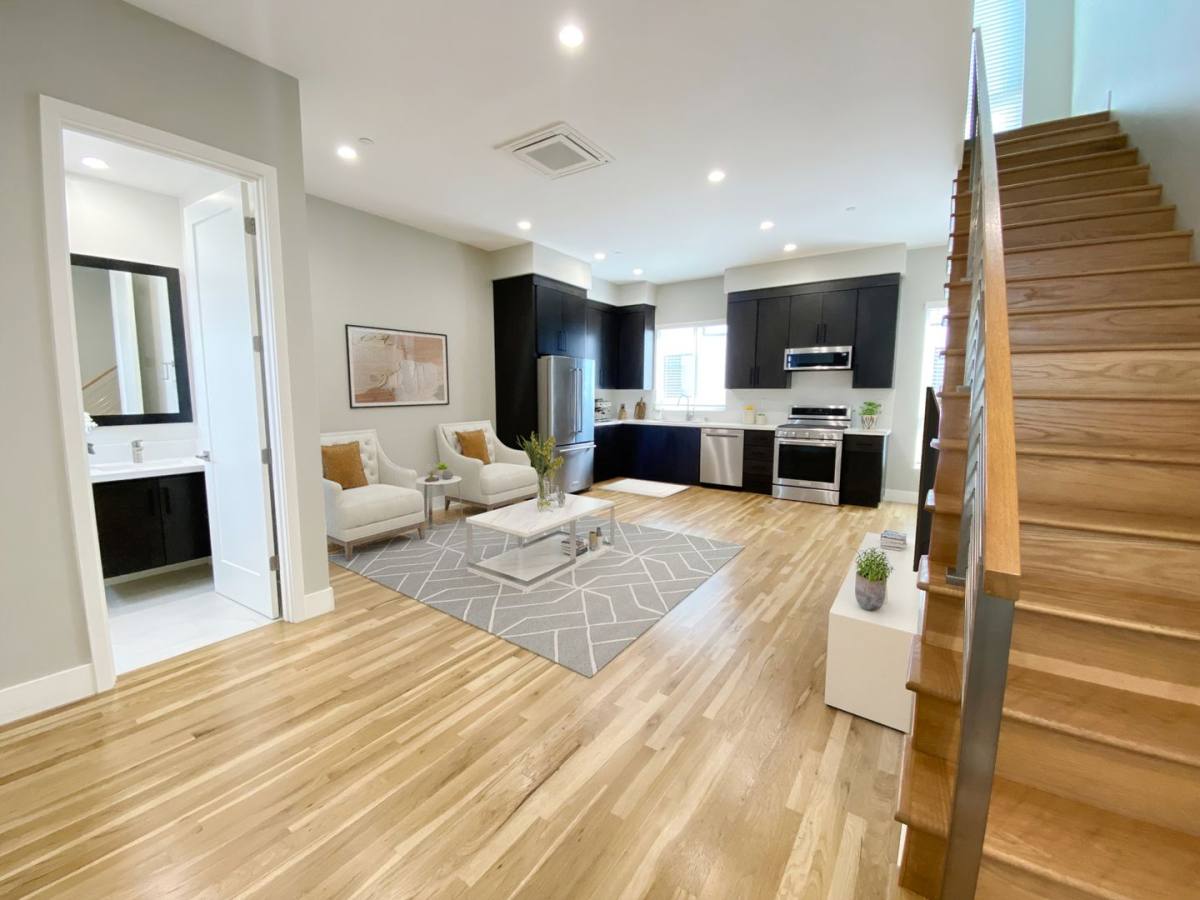Townhouse for rent at 2961 E St, San Diego, CA 92102