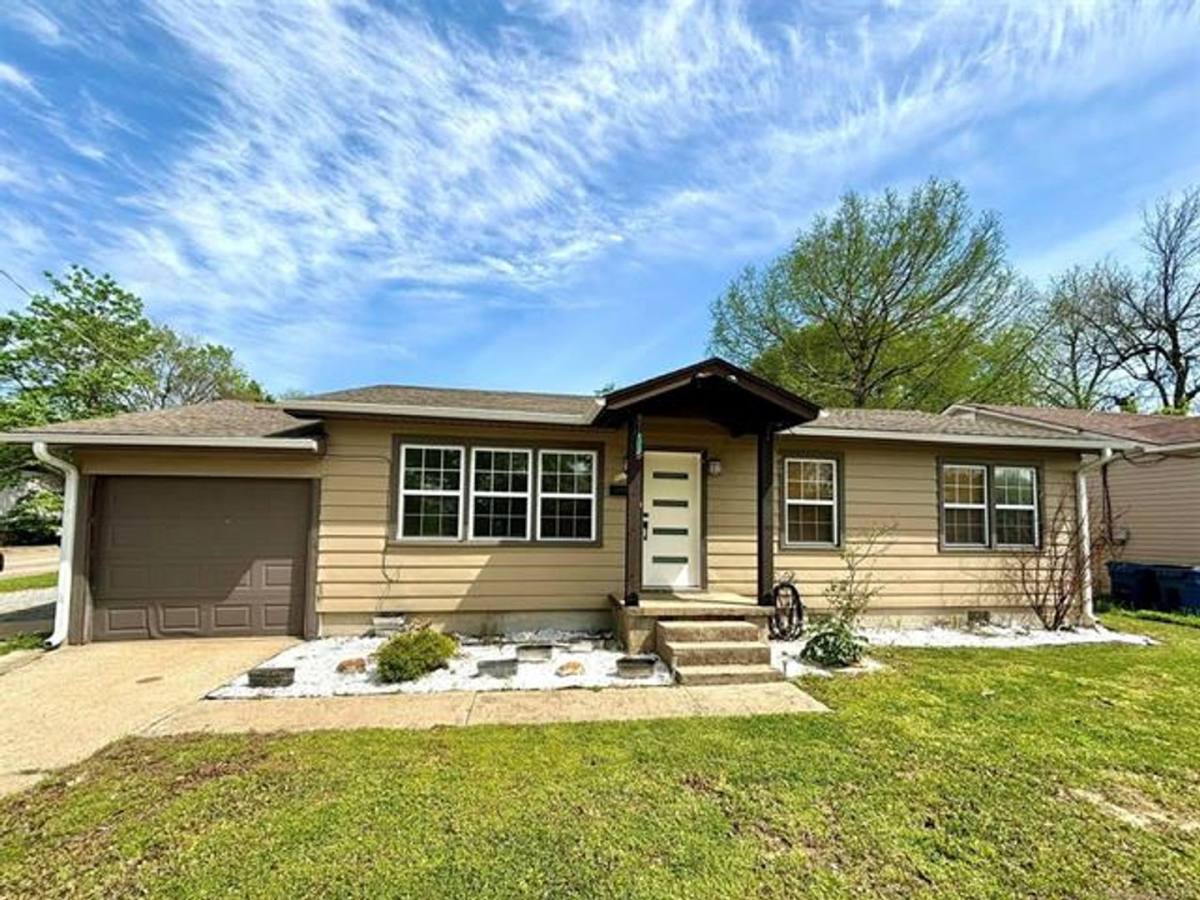 House for rent at 604 S Strong Blvd, McAlester, OK 74501