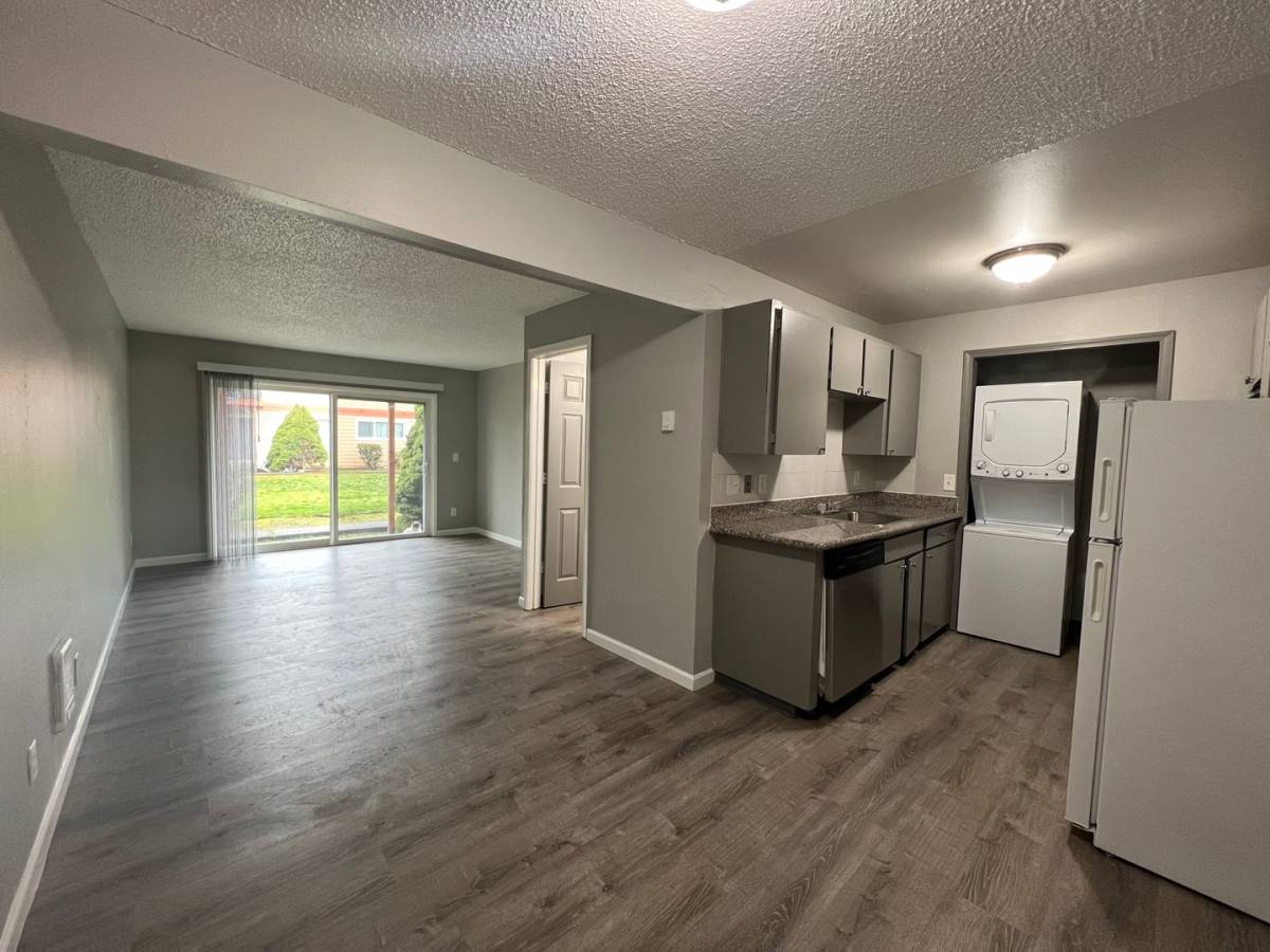 Apartment for rent at 16124 SE Alder St, Portland, OR 97233