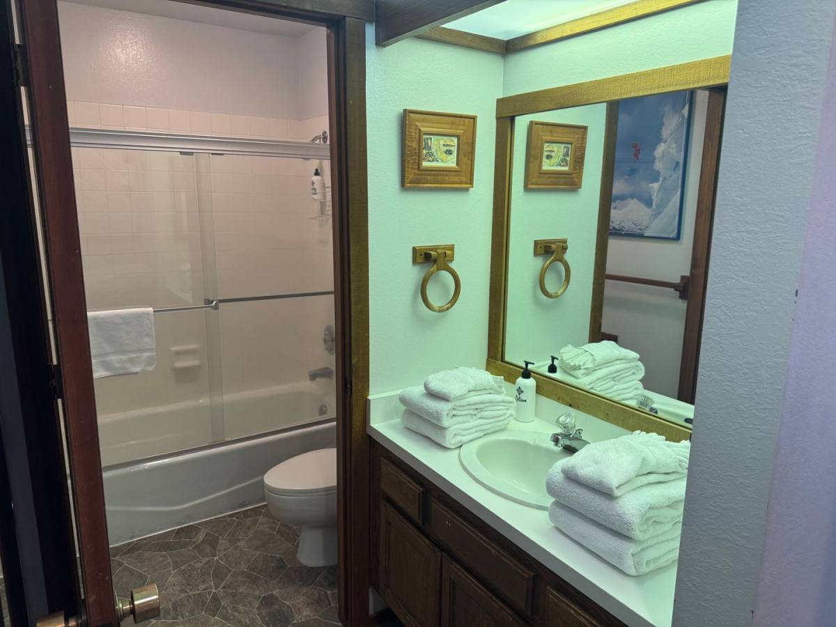 Condo for rent at 31 Sunshine, Mammoth Lakes, CA 93546