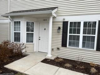 Townhouse for rent at 2931 Bartlett Court #104, Naperville, IL 60564