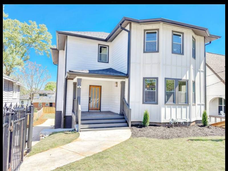 Apartment for rent at 662 Cascade Ave SW #B, Atlanta, GA 30310