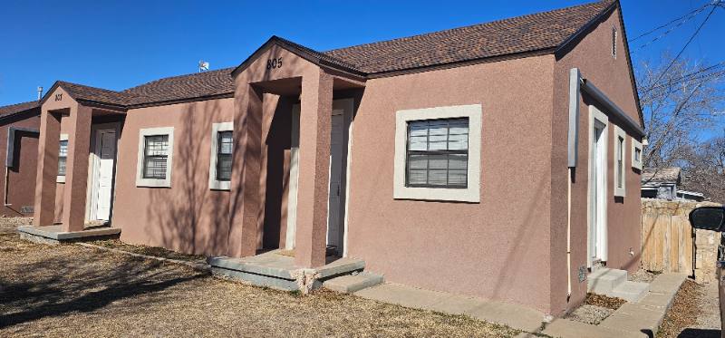 Townhouse for rent at 805 W 4th St, Roswell, NM 88201