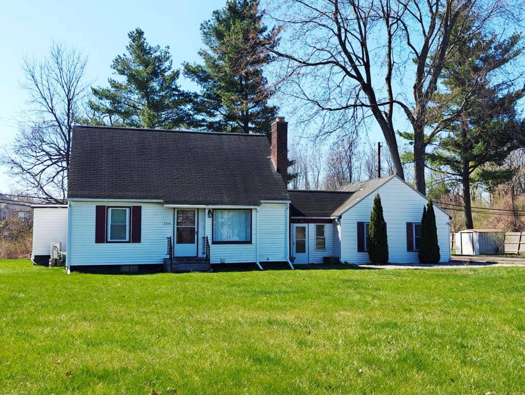 House for rent at 3356 Bald Mountain Rd, Auburn Hills, MI 48326