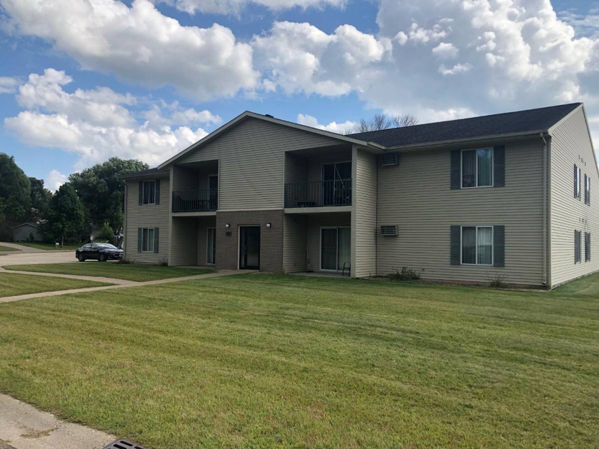 Apartment for rent at 469 Gibbs St #7, Prescott, WI 54021