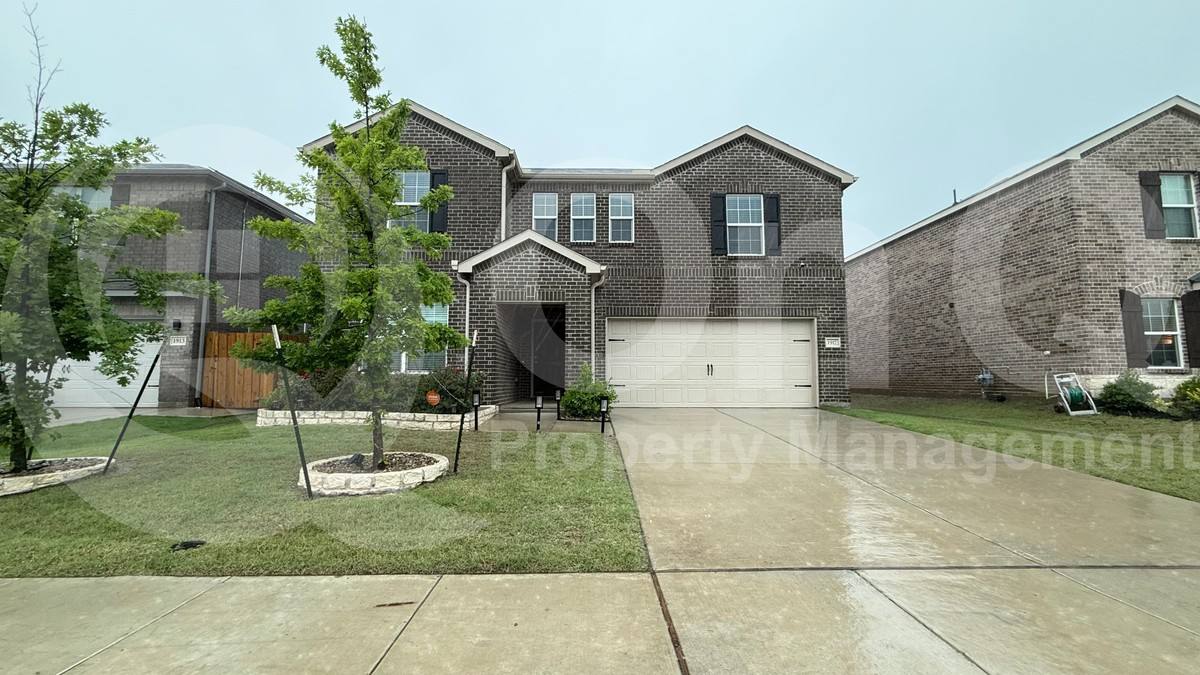 House for rent at 1917 Damianita Dr, Royse City, TX 75189