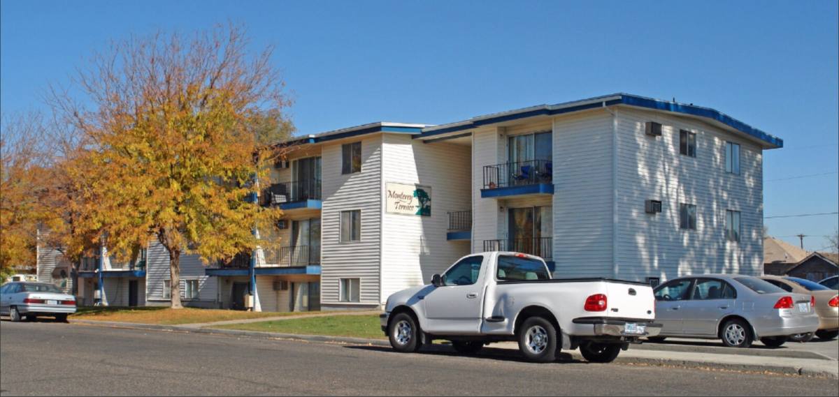 Apartment for rent at 70 NW 4th St #4, Ontario, OR 97914