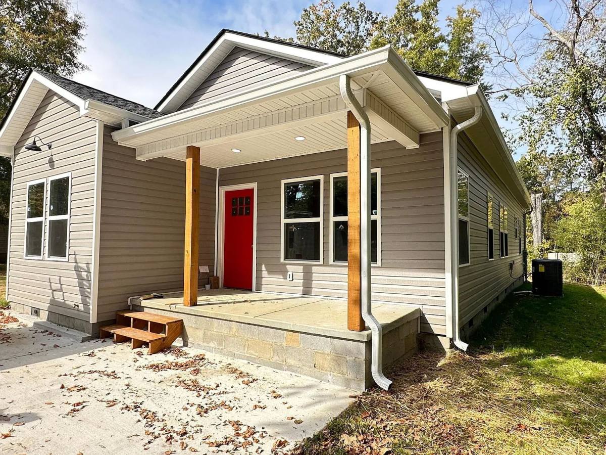 House for rent at 1037 Wilcox Dr, Chattanooga, TN 37421