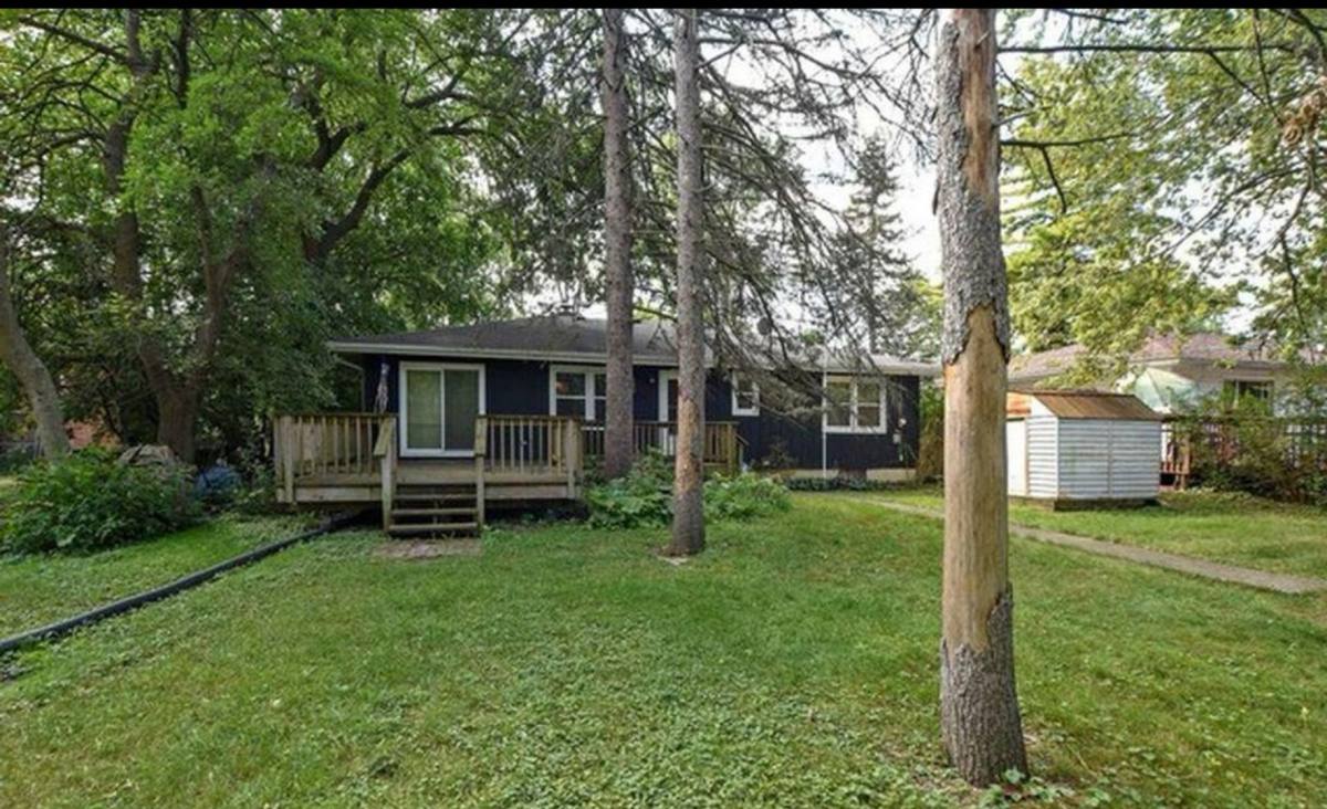 House for rent at 2208 Salem Blvd, Zion, IL 60099