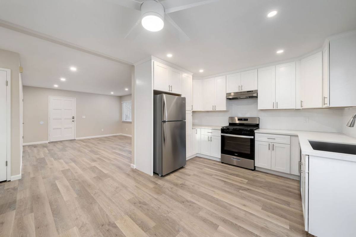Apartment for rent at 450 Manhattan Ave, Grover Beach, CA 93433
