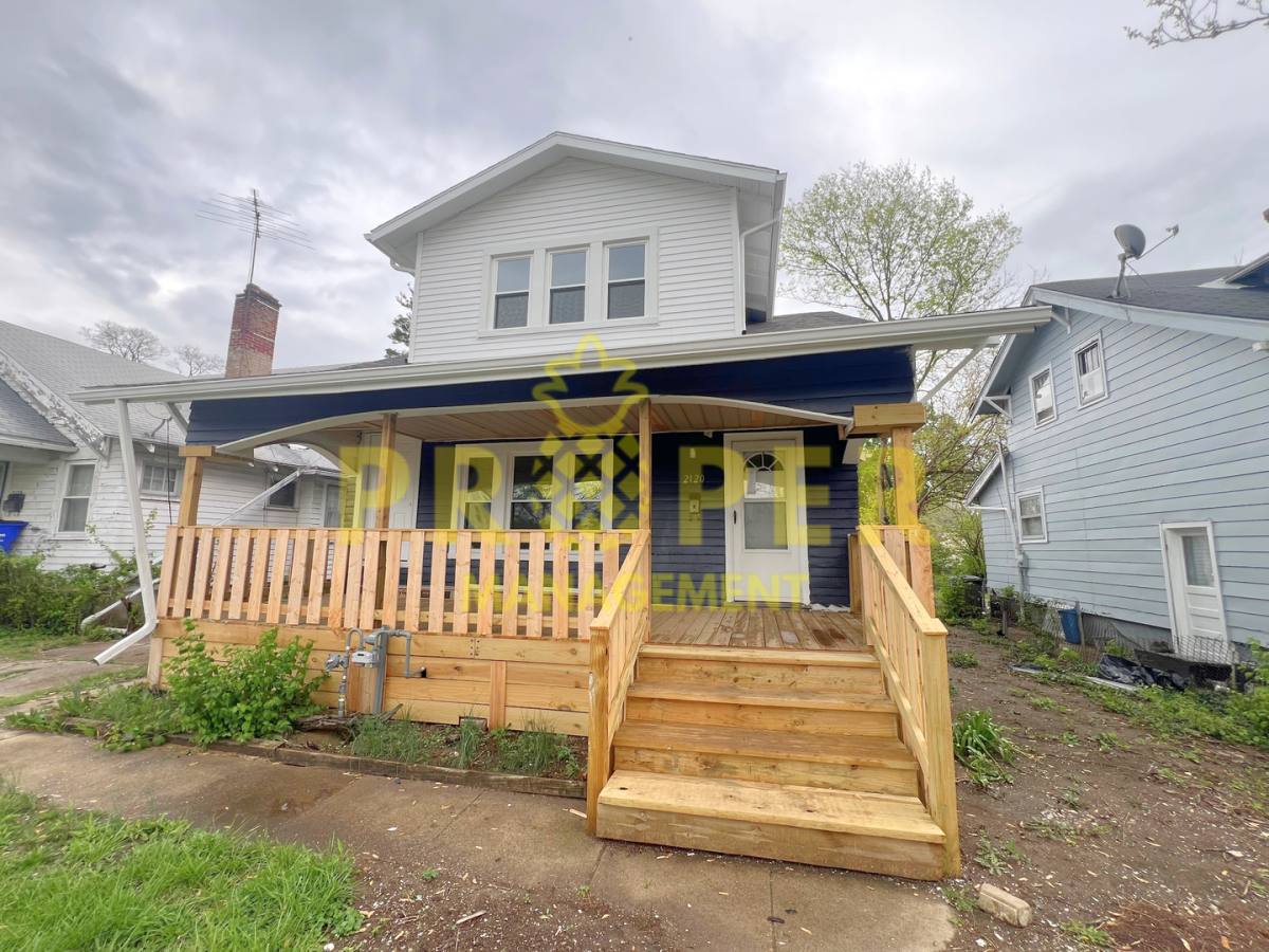 House for rent at 2120 Ravenwood Ave, Dayton, OH 45406