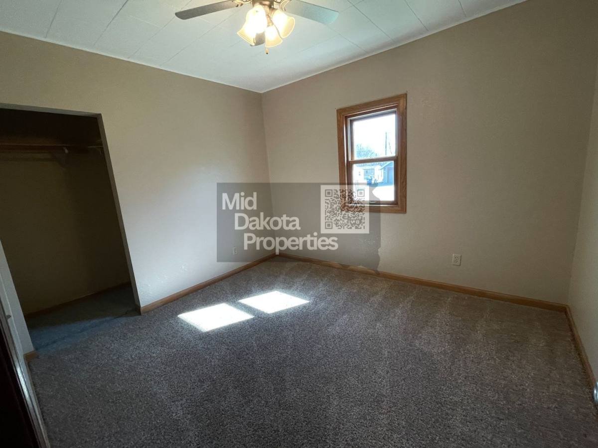 Apartment for rent at 420 E 6th, Mitchell, SD 57301