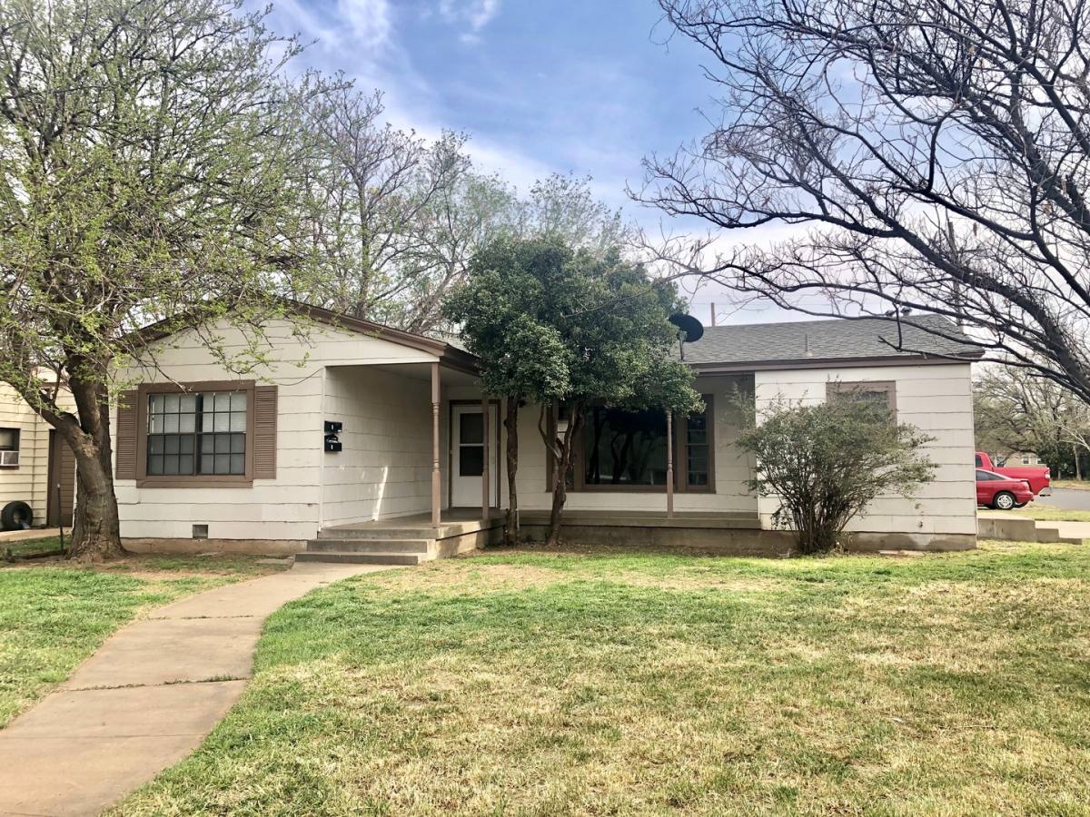 Apartment for rent at 2319 29th, Lubbock, TX 79411