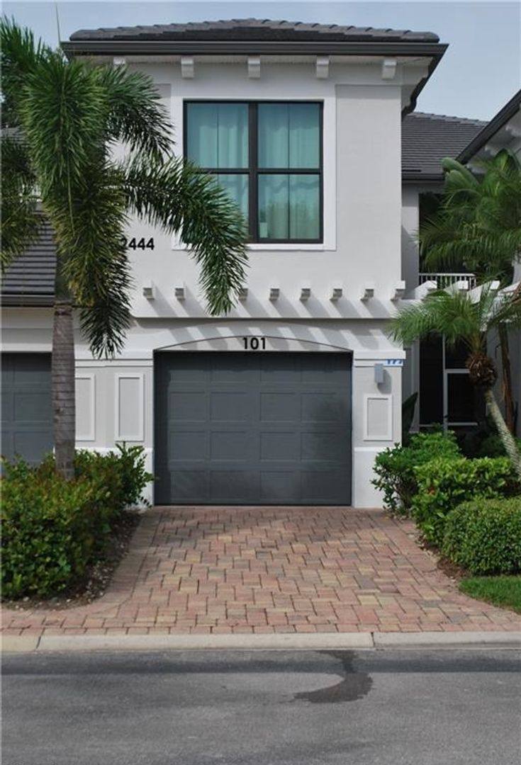 House for rent at 2444 Ravenna Blvd, Naples, FL 34109