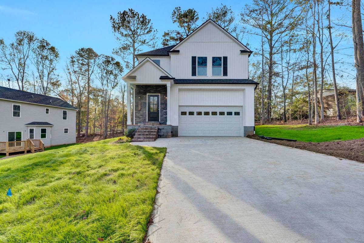 House for rent at 135 Dagnall Circle, Laurens, SC 29360
