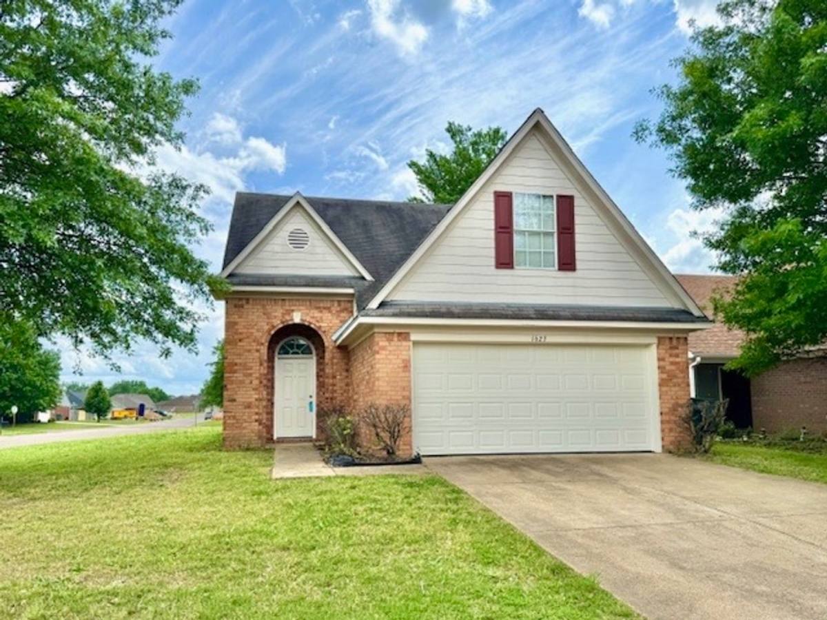 Apartment for rent at 1623 Central Trails Dr, Southaven, MS 38671