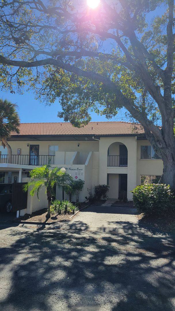 Condo for rent at 3710 El Poinier Court, Sarasota, FL 34232