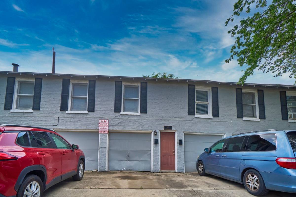 Apartment for rent at 1802 W Gramercy Place, San Antonio, TX 78201