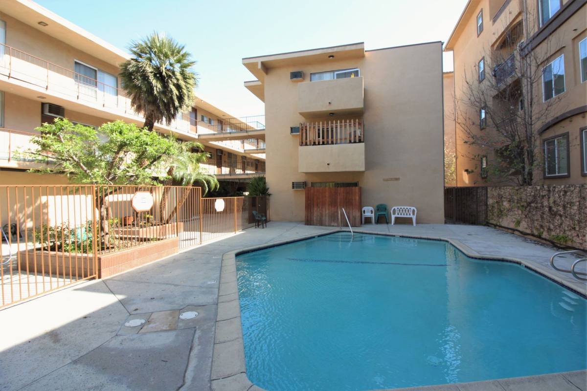 Apartment for rent at 8123 Sepulveda Blvd, Panorama City, CA 91402