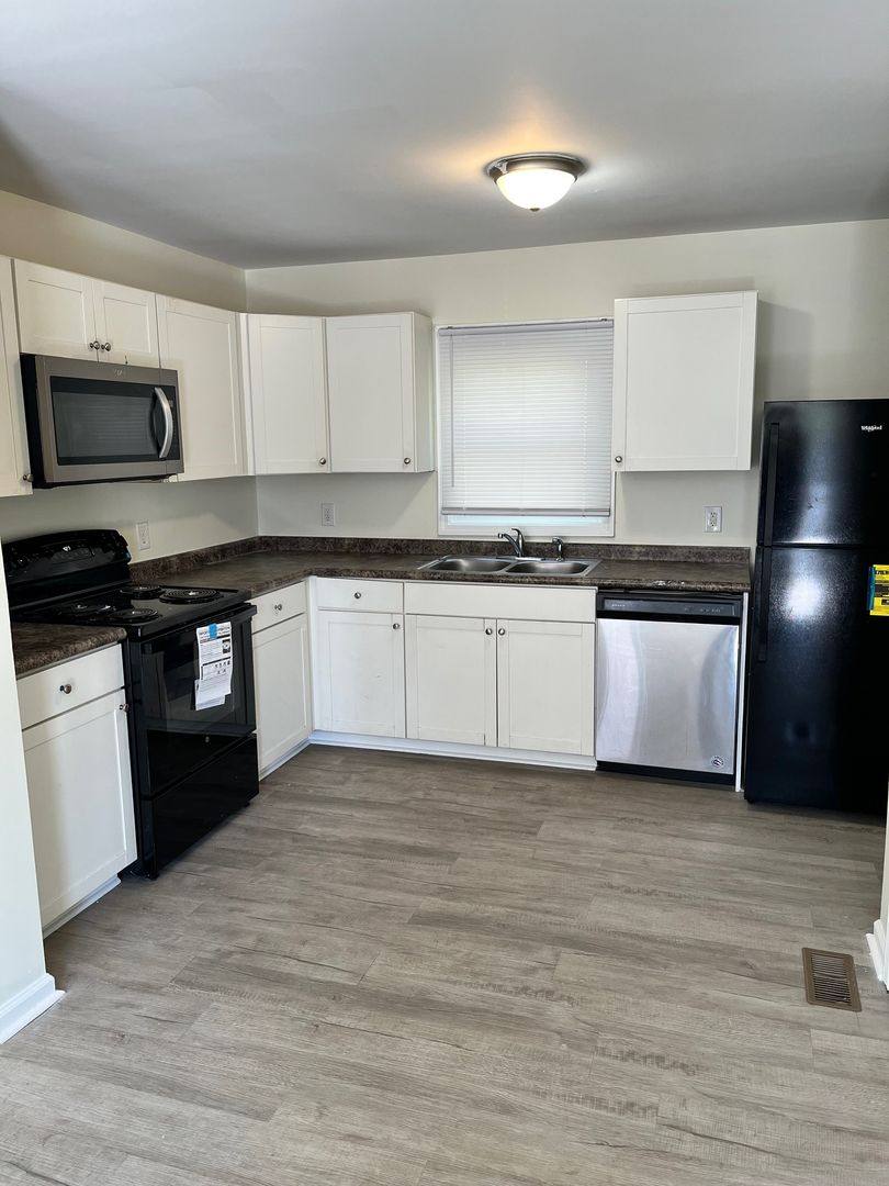 Apartment for rent at 9 Fisher Place, Durham, NC 27707