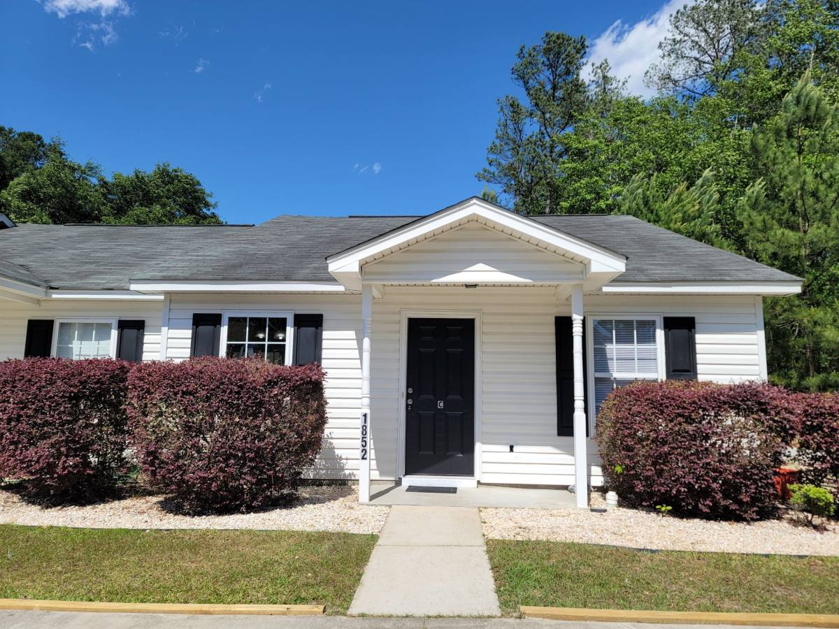 Apartment for rent at 1852 Horseshoe Dr, Columbia, SC 29223